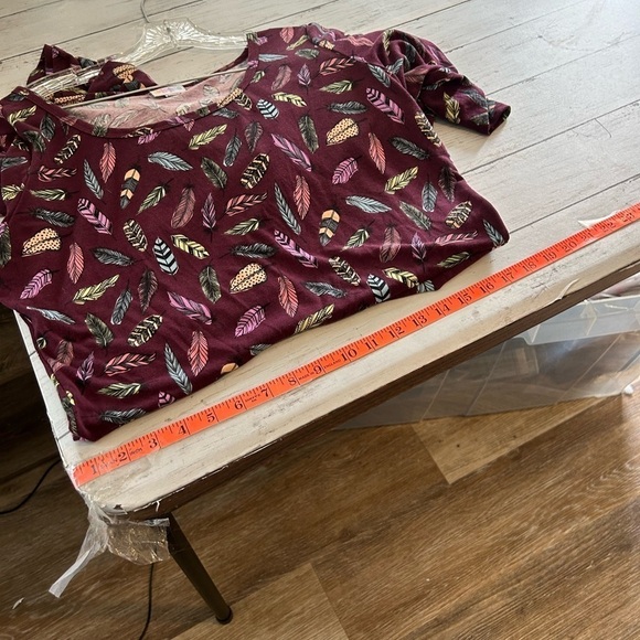 Lularoe Nicole dress 2XL all over novelty print feathers - Picture 8 of 8